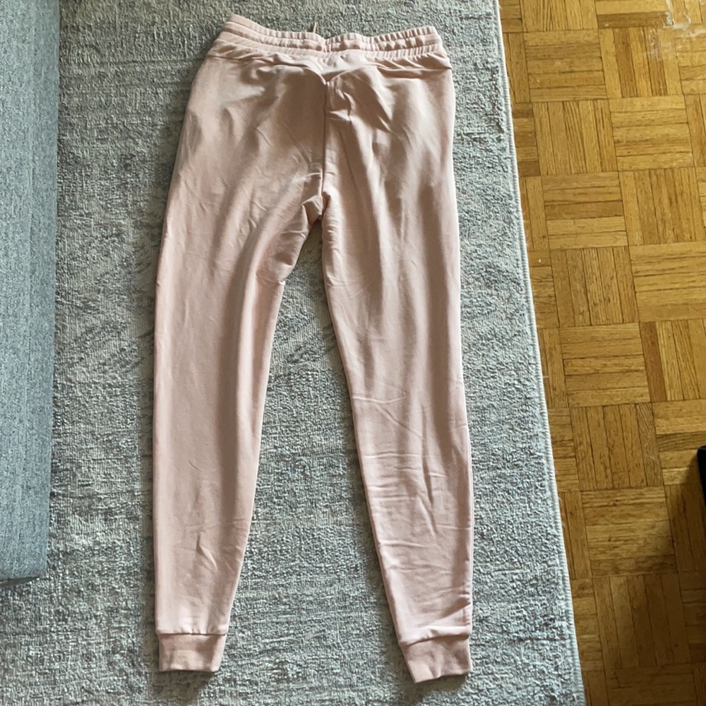 Gymshark Pippa Training Joggers - Picture 3 of 4